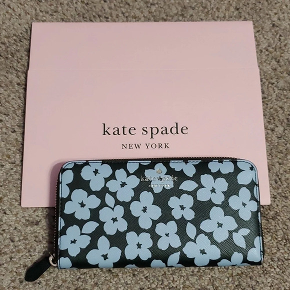 Kate Spade Brynn Floral Large Continental Wallet - Picture 1 of 11